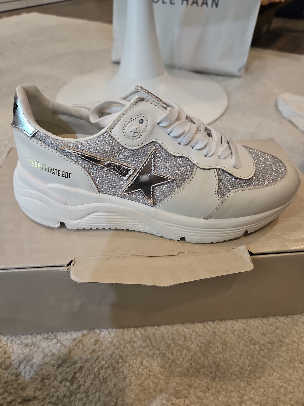 Golden Goose Running Sole Spezzata Sneakers Brand new / never worn - Picture 2 of 8